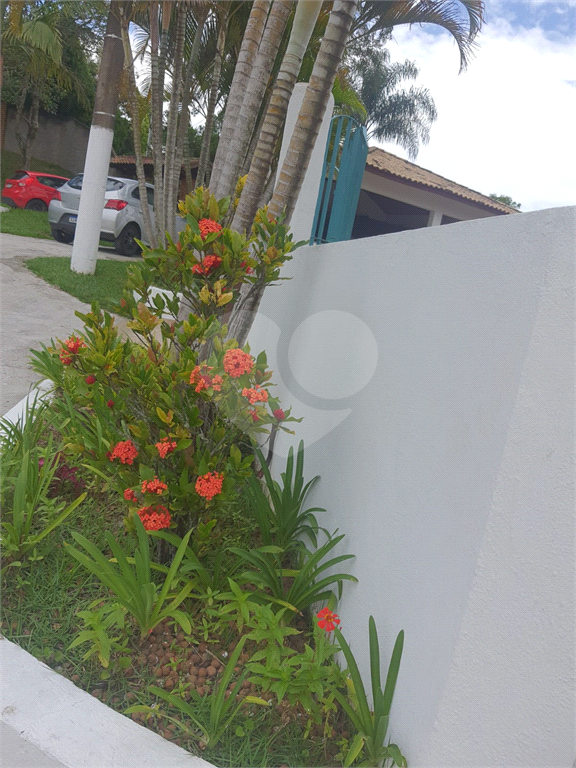 Chácara em Arujá dentro condomínio Fechado com lazer completo.