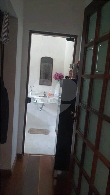 Chácara em Arujá dentro condomínio Fechado com lazer completo.