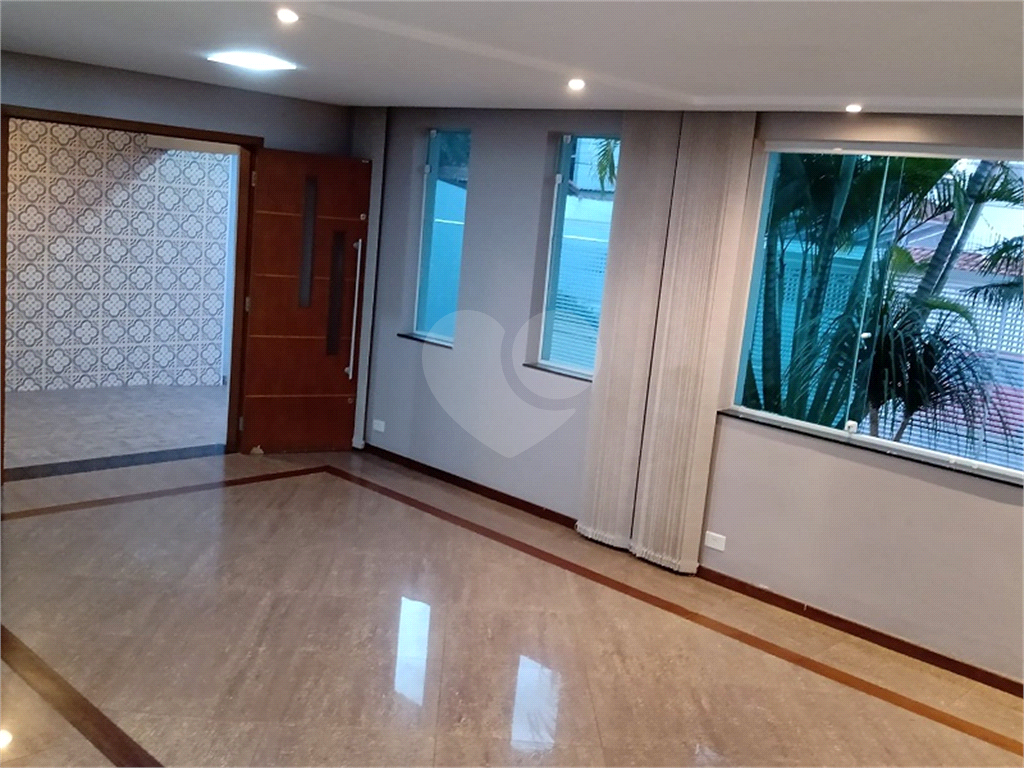 Casa à venda com 4 quartos, 290m² - Foto 22