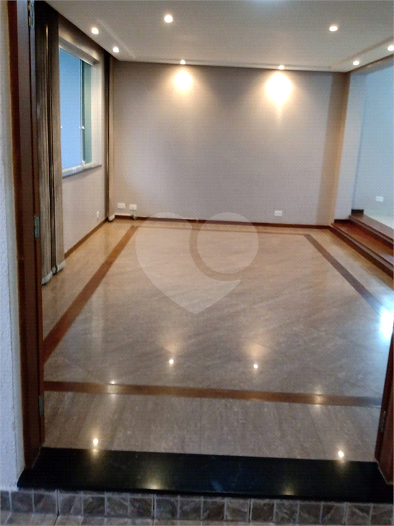 Casa à venda com 4 quartos, 290m² - Foto 9