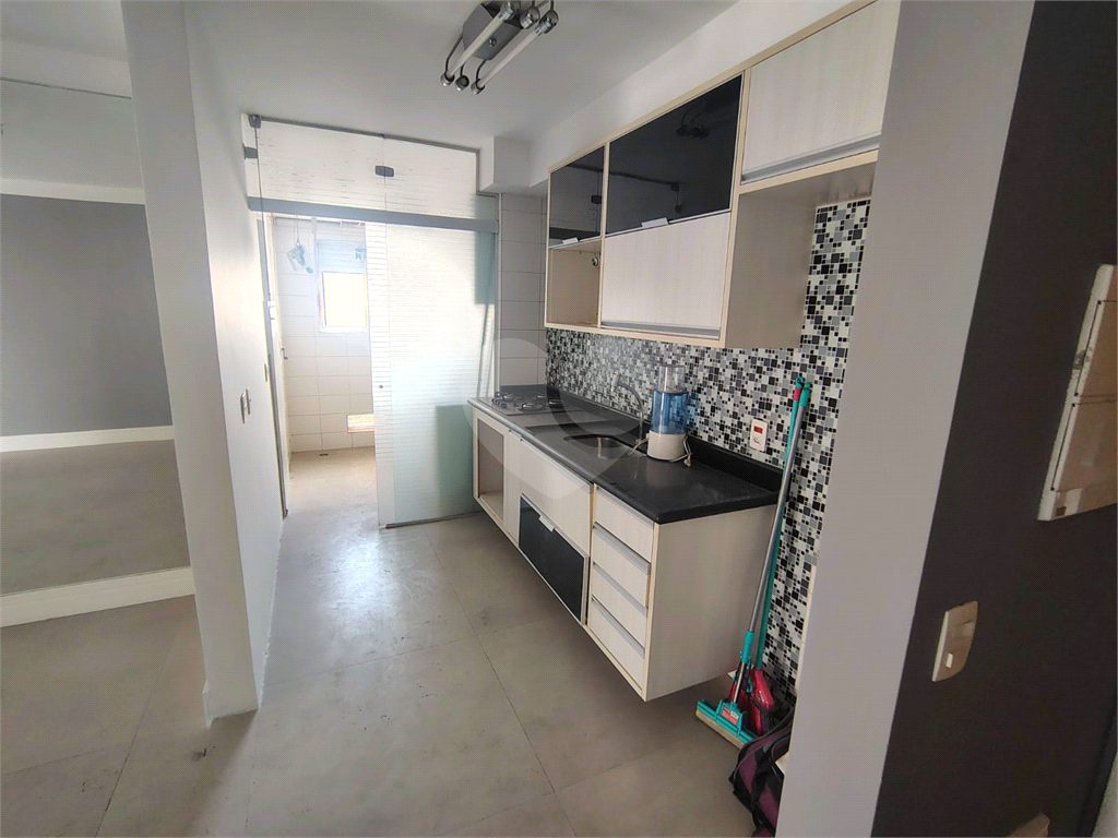 Lindo Apto em condomínio completo