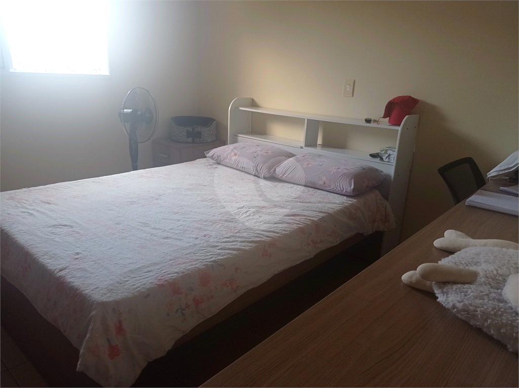 Sobrado em Condomínio Fechado na Vila Mazzei repleto de Armários Embutidos 03 dorm 03 vagas 