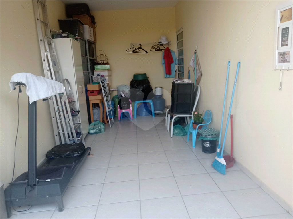 Sobrado em Condomínio Fechado na Vila Mazzei repleto de Armários Embutidos 03 dorm 03 vagas 