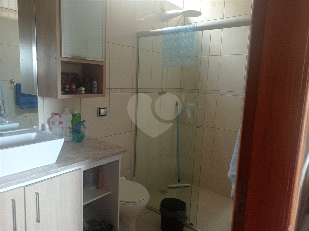 Sobrado em Condomínio Fechado na Vila Mazzei repleto de Armários Embutidos 03 dorm 03 vagas 