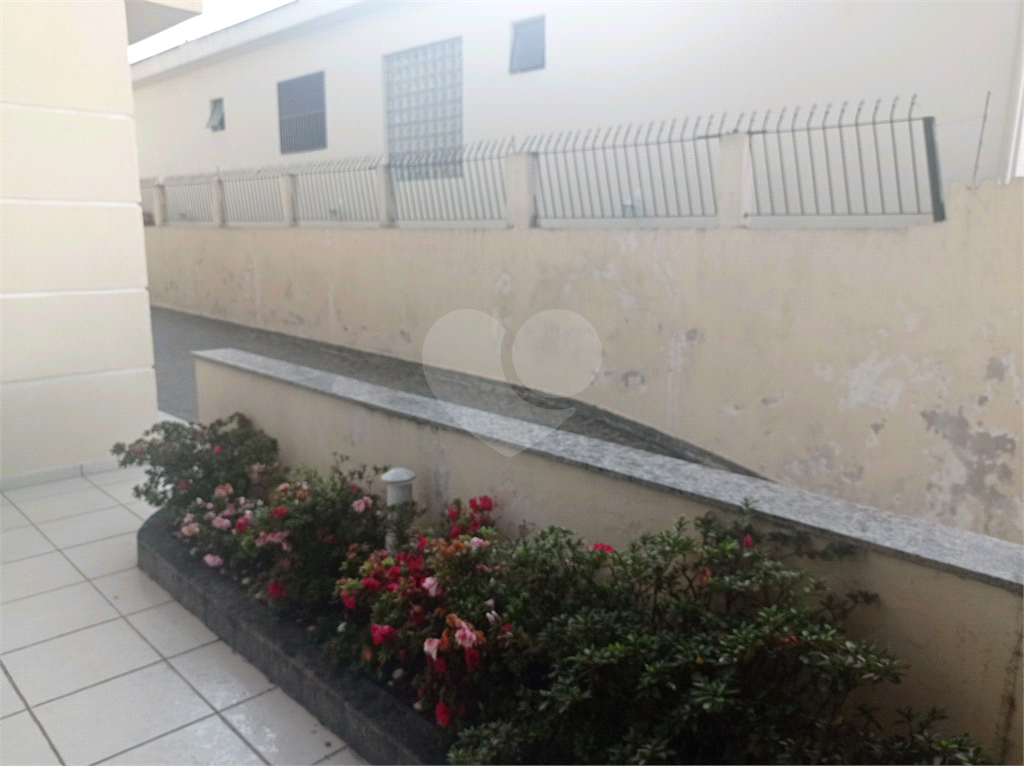 Sobrado em Condomínio Fechado na Vila Mazzei repleto de Armários Embutidos 03 dorm 03 vagas 