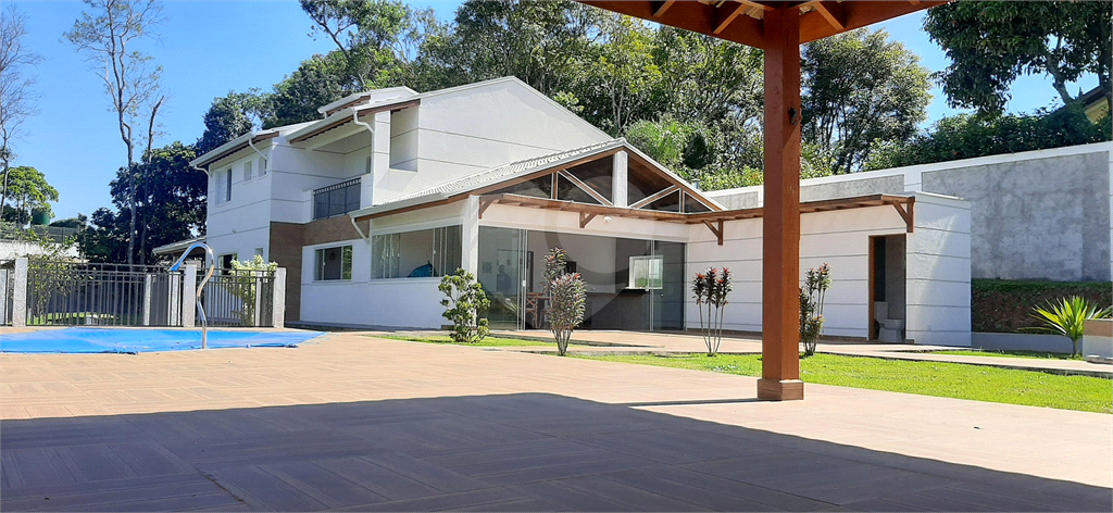 Casa de Condomínio à venda com 4 quartos, 450m² - Foto 16