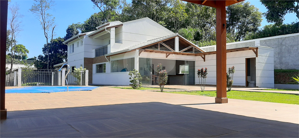 Casa de Condomínio à venda com 4 quartos, 450m² - Foto 28