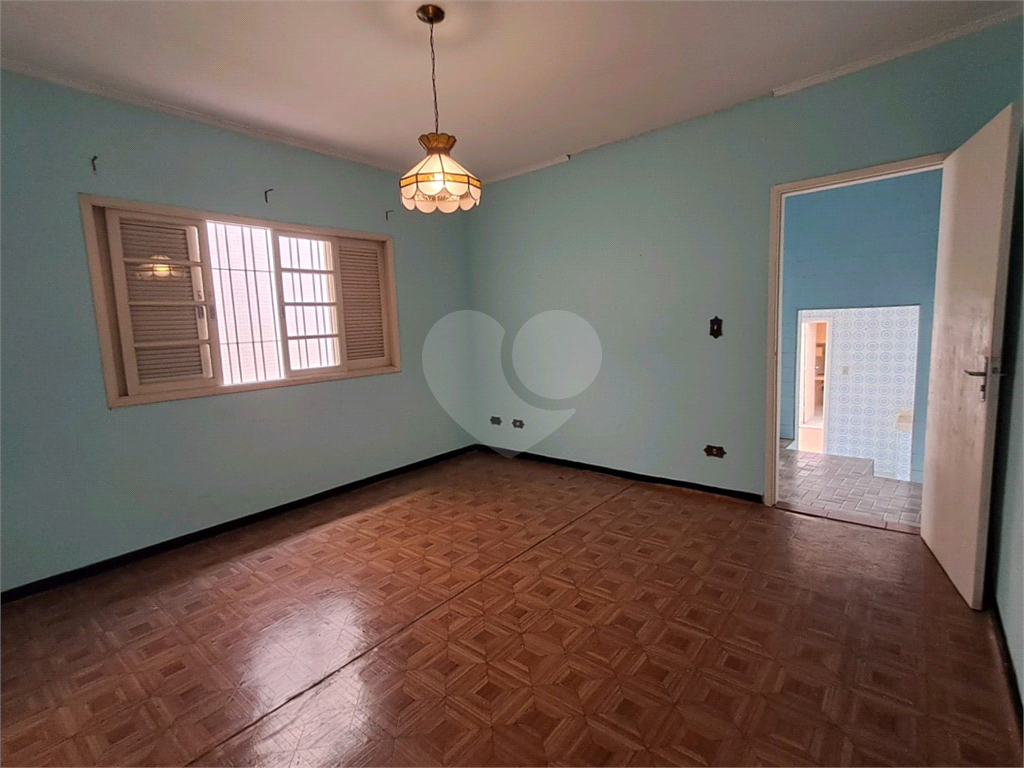 Casa à Venda | 295 m² | 3 dormitórios (1 suíte)| edícula | 2 vagas na Vila Guilherme!