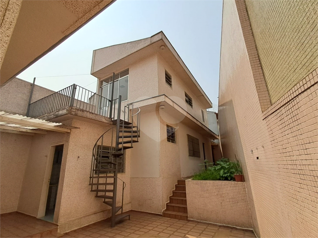 Casa à Venda | 295 m² | 3 dormitórios (1 suíte)| edícula | 2 vagas na Vila Guilherme!