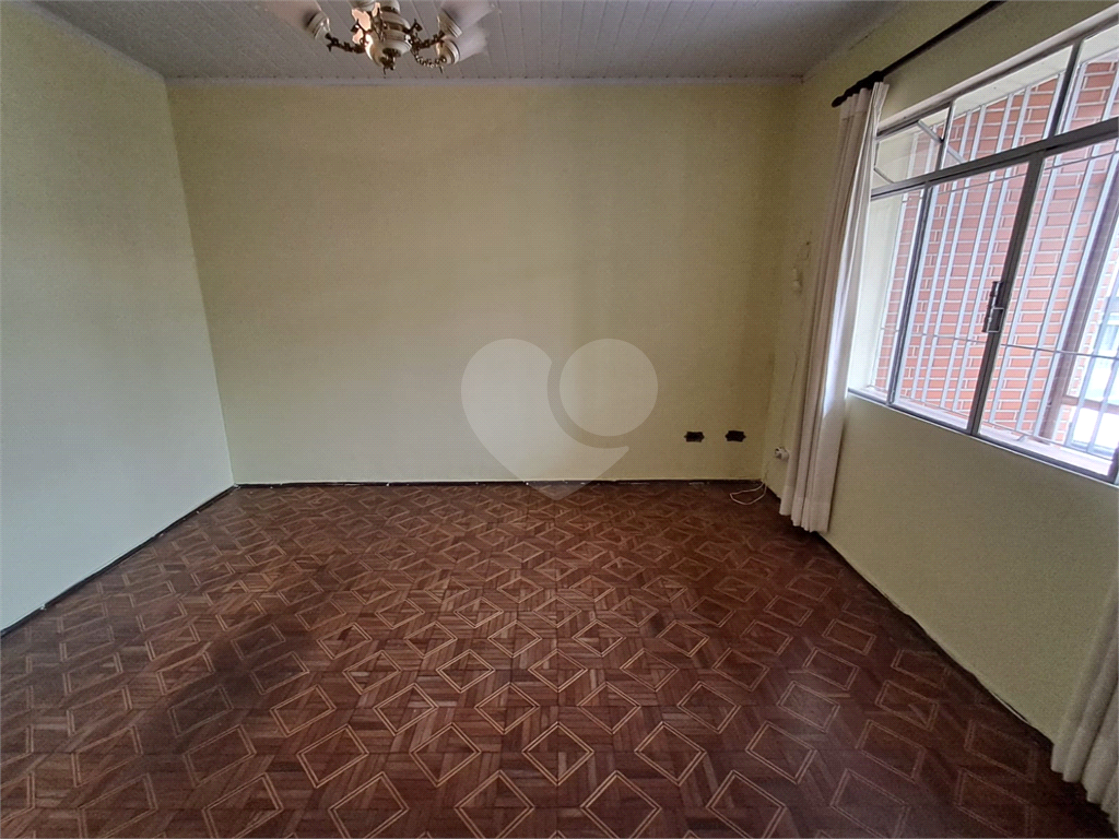 Casa à Venda | 295 m² | 3 dormitórios (1 suíte)| edícula | 2 vagas na Vila Guilherme!