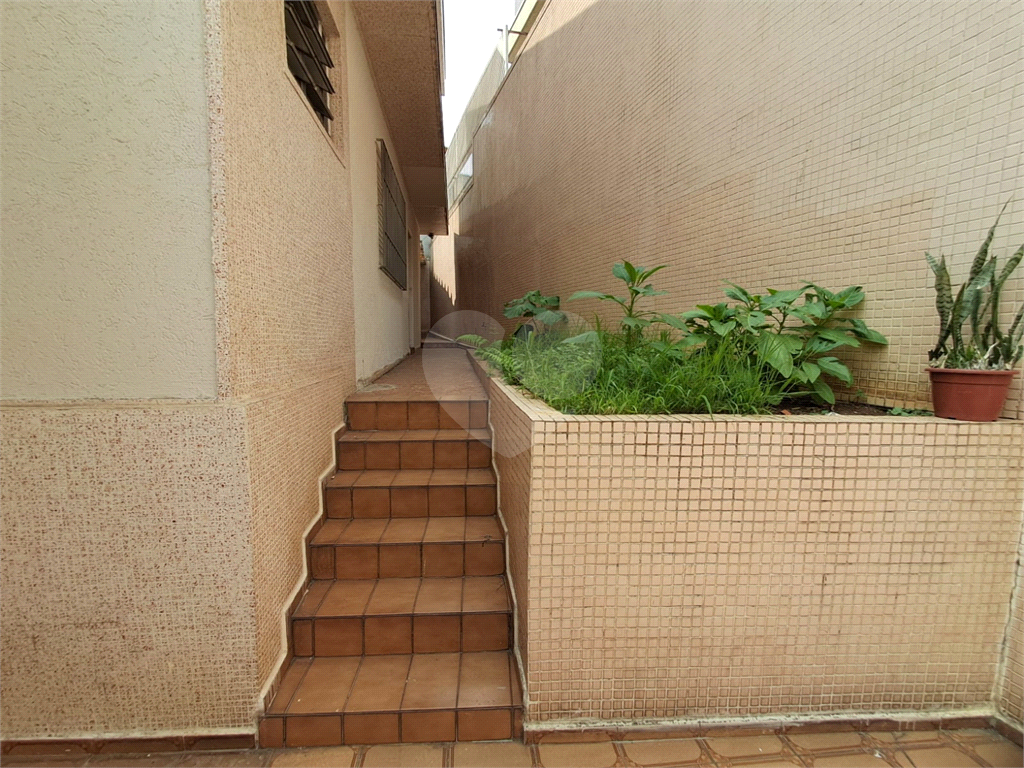 Casa à Venda | 295 m² | 3 dormitórios (1 suíte)| edícula | 2 vagas na Vila Guilherme!