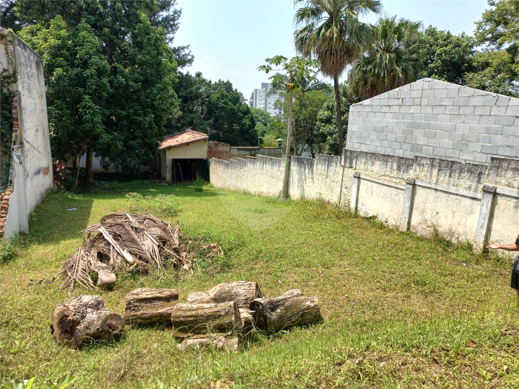 Terreno no Jardim Floresta de 20x50 Totalizando 1.000 metros com uma Casa Velha no Local!!!