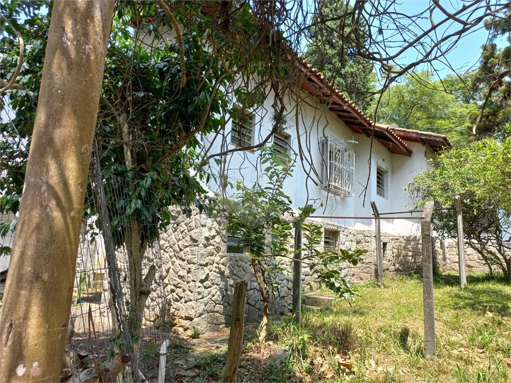 Terreno no Jardim Floresta de 20x50 Totalizando 1.000 metros com uma Casa Velha no Local!!!