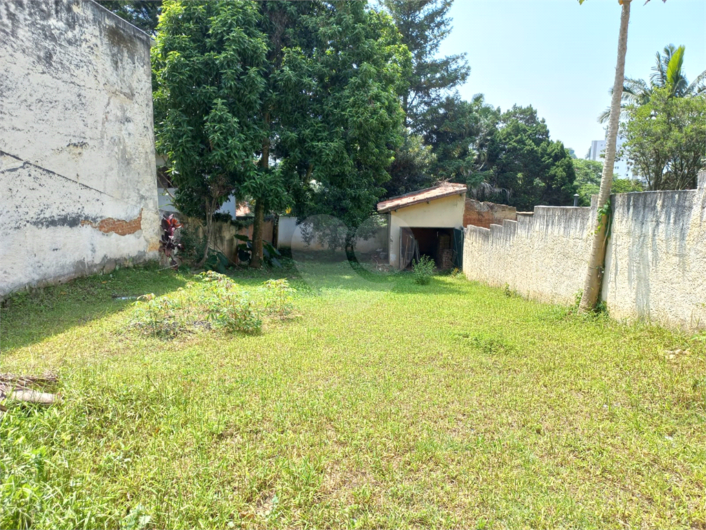 Terreno no Jardim Floresta de 20x50 Totalizando 1.000 metros com uma Casa Velha no Local!!!