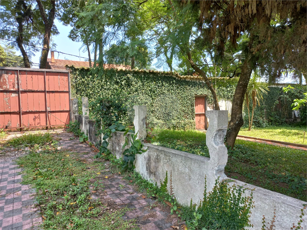 Terreno no Jardim Floresta de 20x50 Totalizando 1.000 metros com uma Casa Velha no Local!!!