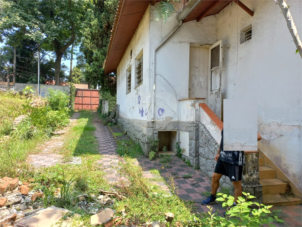 Terreno no Jardim Floresta de 20x50 Totalizando 1.000 metros com uma Casa Velha no Local!!!