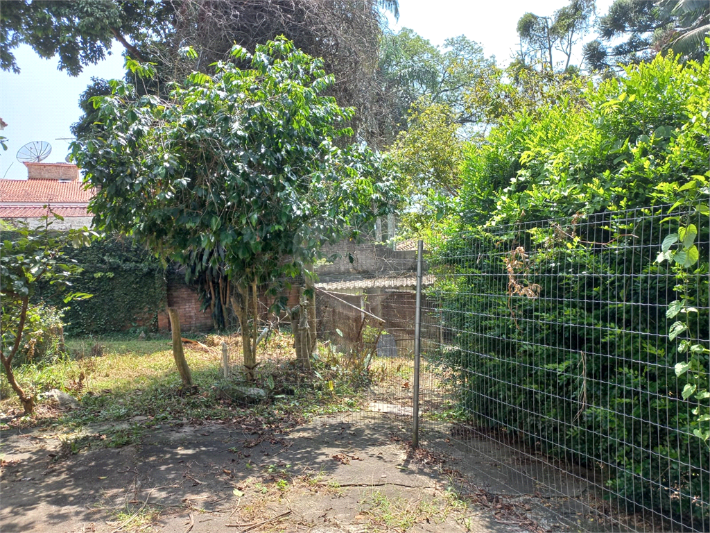 Terreno no Jardim Floresta de 20x50 Totalizando 1.000 metros com uma Casa Velha no Local!!!
