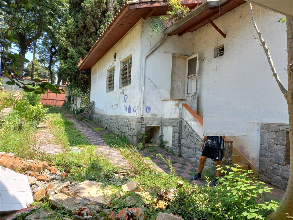 Terreno no Jardim Floresta de 20x50 Totalizando 1.000 metros com uma Casa Velha no Local!!!