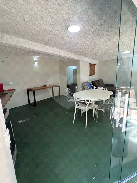 Casa de Condomínio à venda com 3 quartos, 259m² - Foto 17