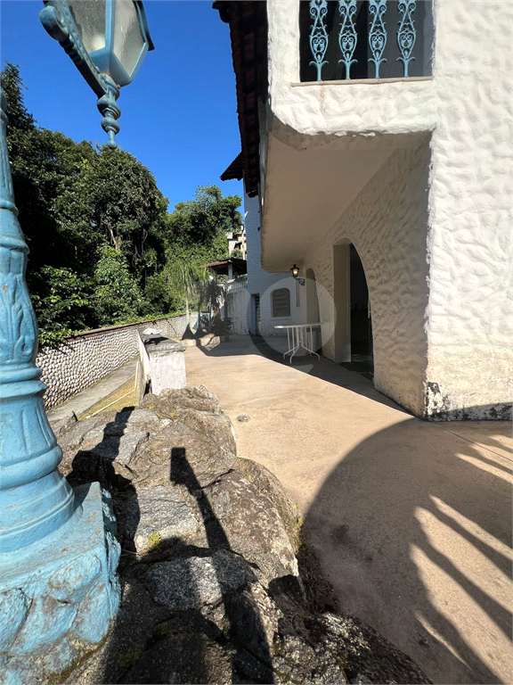 Casa de Condomínio à venda com 3 quartos, 259m² - Foto 20