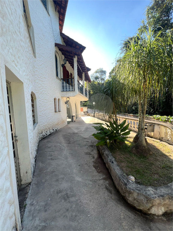 Casa de Condomínio à venda com 3 quartos, 259m² - Foto 9