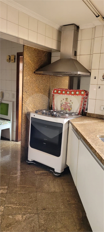 APARTAMENTO em CASA VERDE