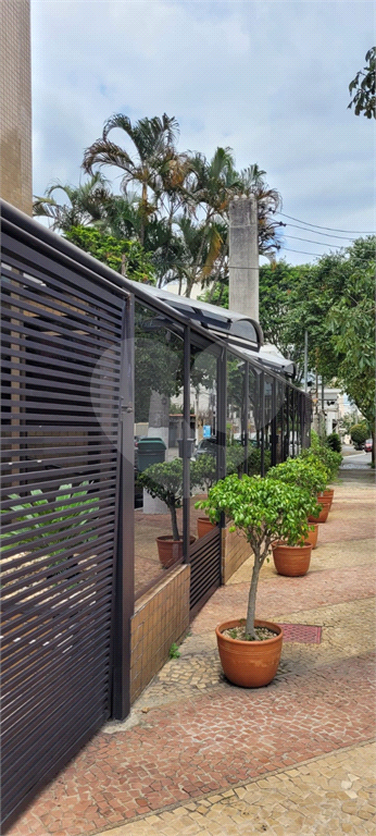 APARTAMENTO em CASA VERDE