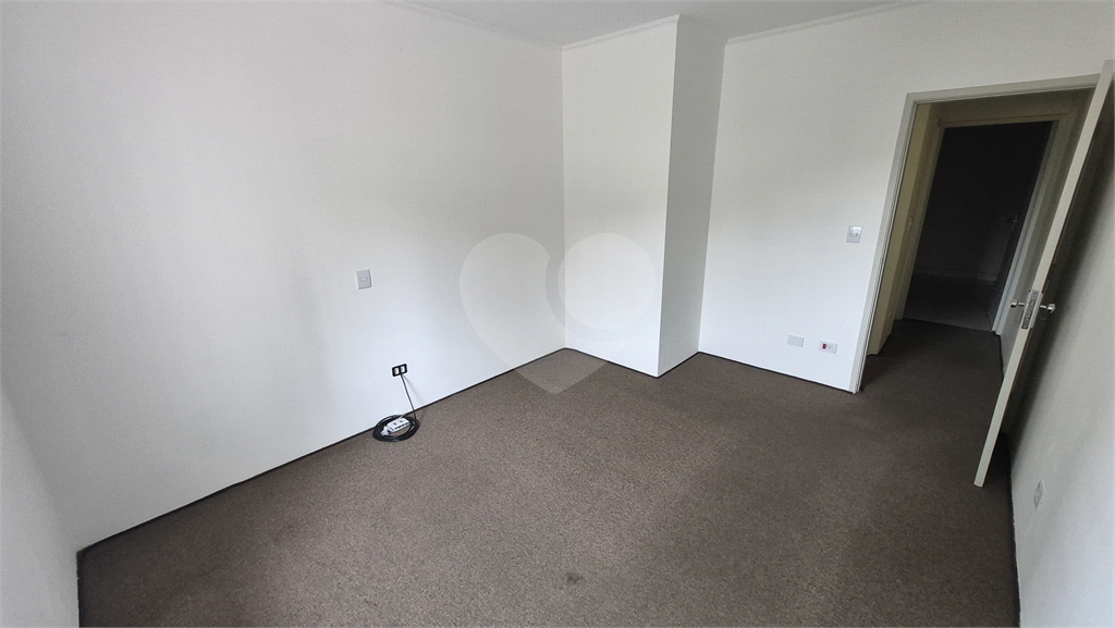 Sobrado a venda Parada Inglesa 3 dormitórios 3 banheiros 2 vagas paralelas 