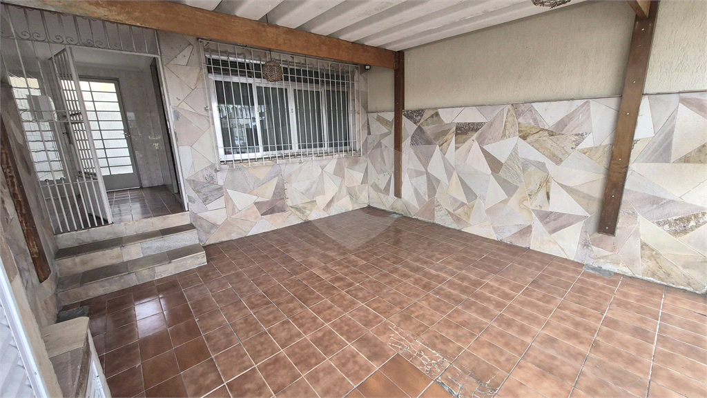 Sobrado a venda Parada Inglesa 3 dormitórios 3 banheiros 2 vagas paralelas 