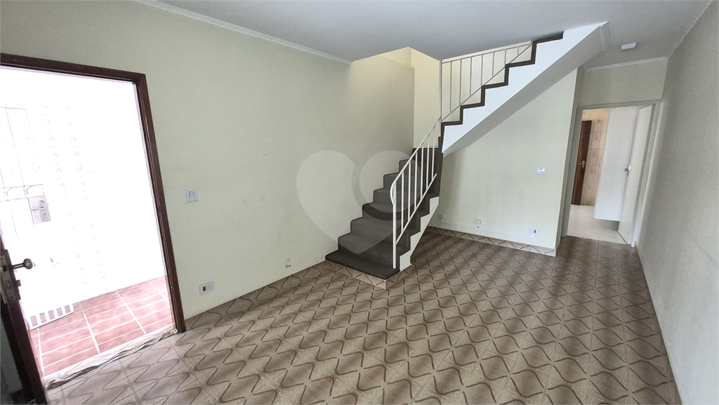 Sobrado a venda Parada Inglesa 3 dormitórios 3 banheiros 2 vagas paralelas 