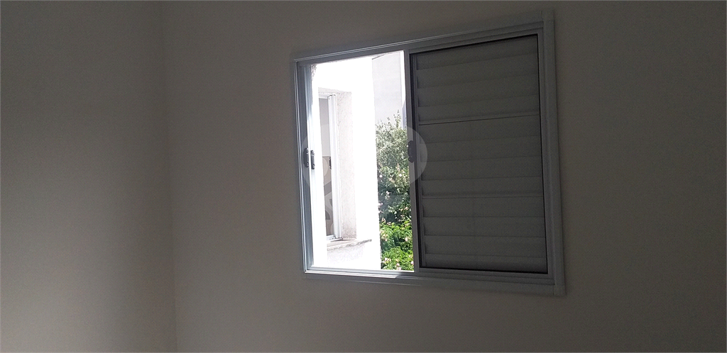 Belíssimo Apartamento em Condomínio Fechado na Parada Inglesa.