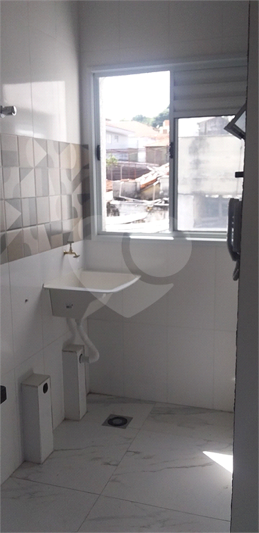 Belíssimo Apartamento em Condomínio Fechado na Parada Inglesa.