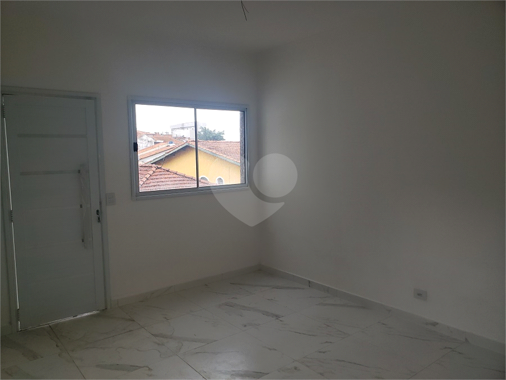 Belíssimo Apartamento em Condomínio Fechado na Parada Inglesa.