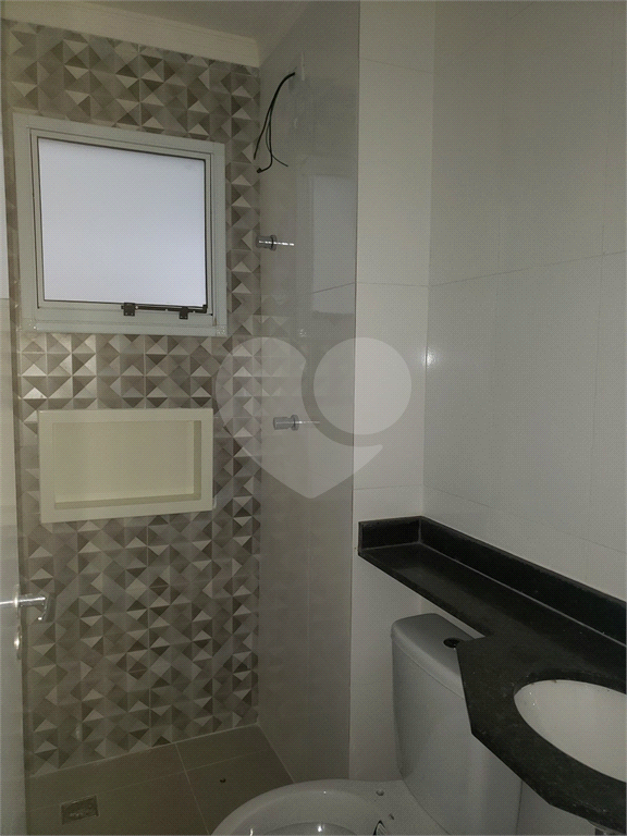Belíssimo Apartamento em Condomínio Fechado na Parada Inglesa.