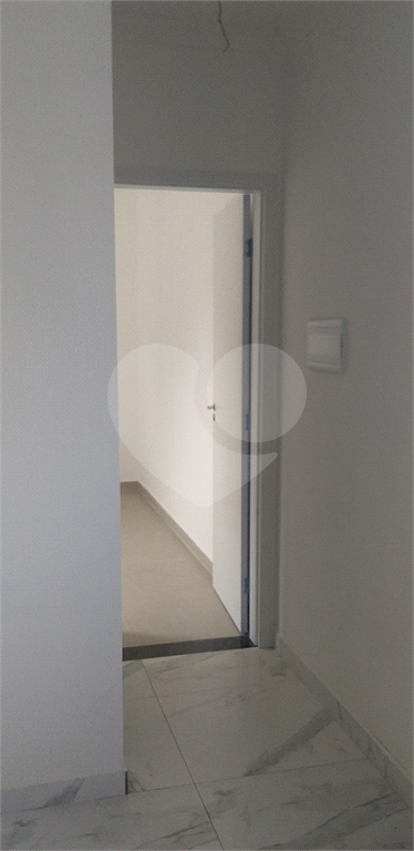 Belíssimo Apartamento em Condomínio Fechado na Parada Inglesa.