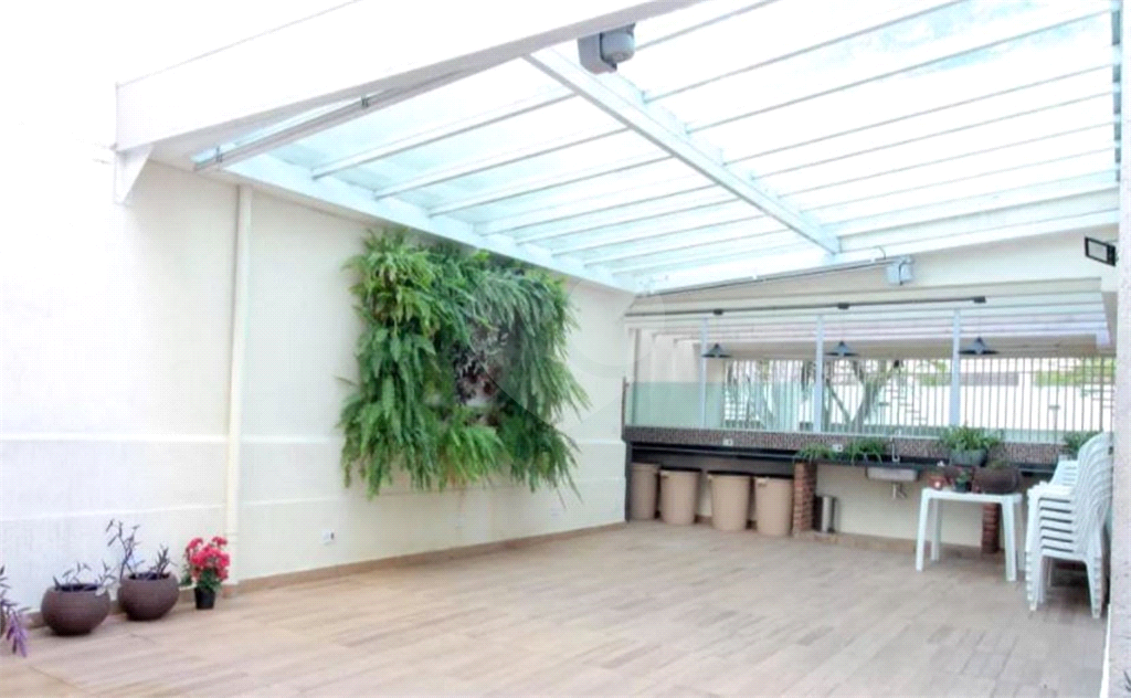 APARTAMENTO em SANTANA