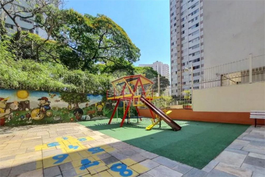 APARTAMENTO em SANTANA