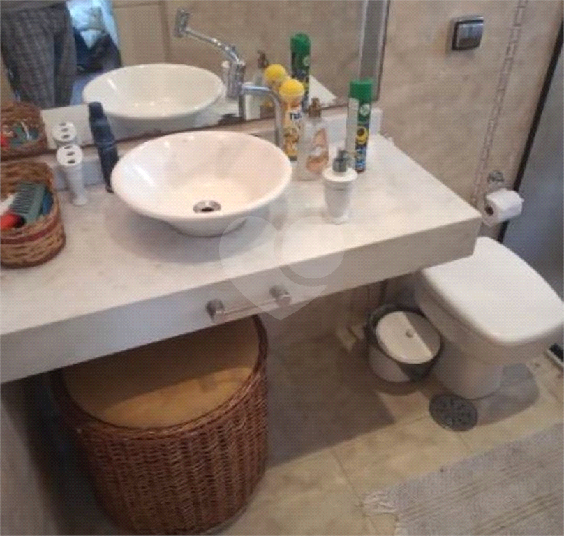 APARTAMENTO em SANTANA