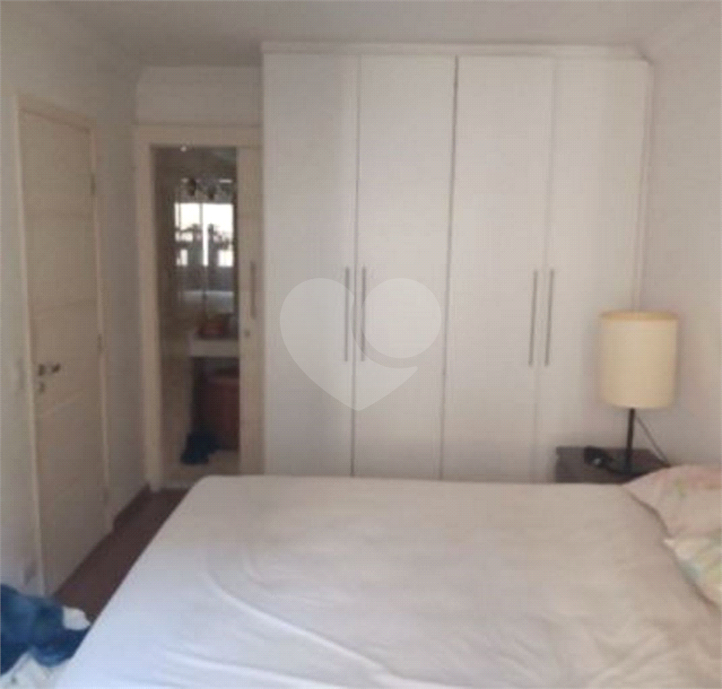 APARTAMENTO em SANTANA