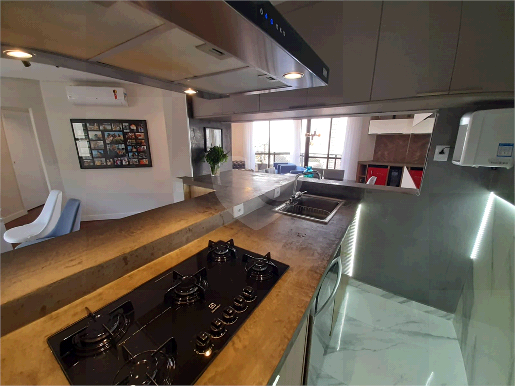 APARTAMENTO em SANTANA