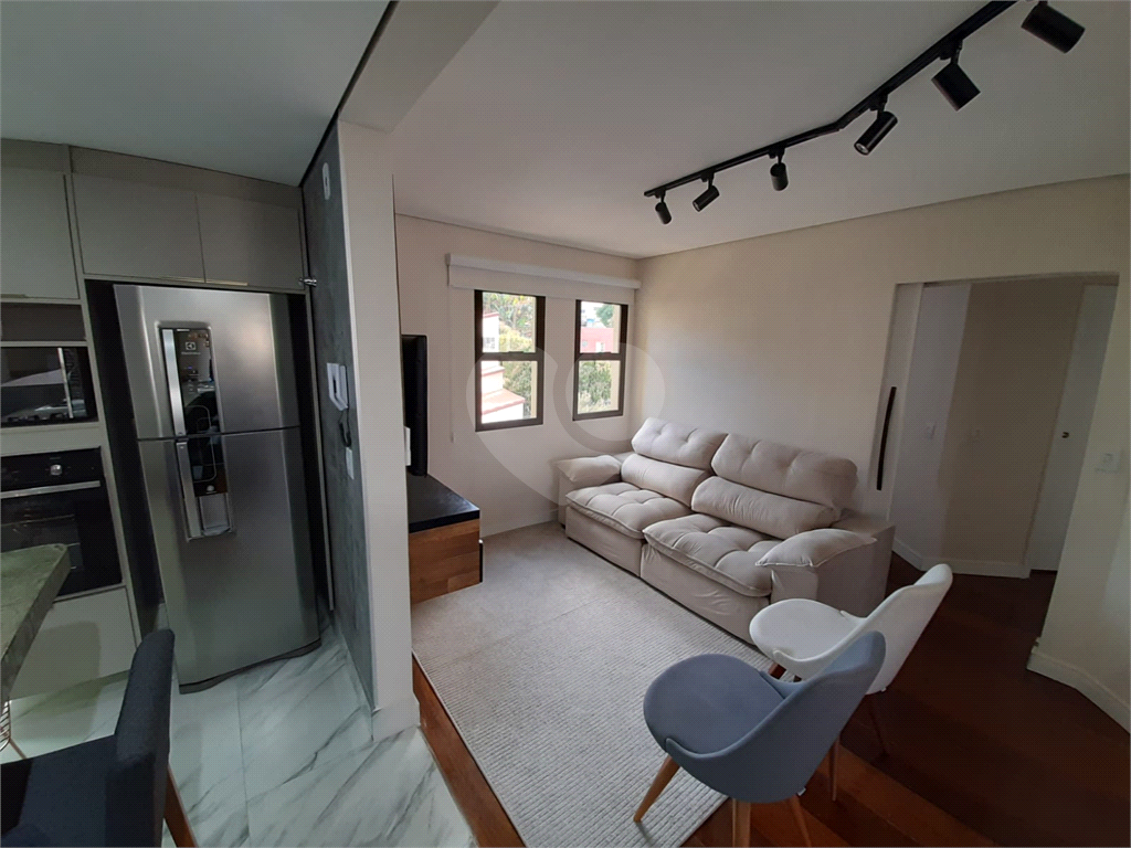 APARTAMENTO em SANTANA