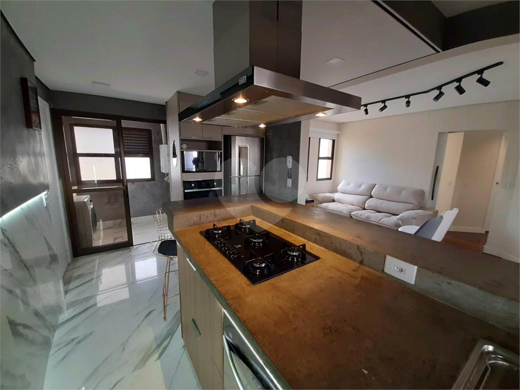 APARTAMENTO em SANTANA