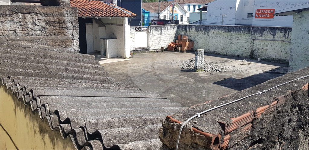 Casa com 4 dormitórios e 1 suíte com 220m2 no centro na cidade de APARECIDA/VALE DO PARAÍBA SP