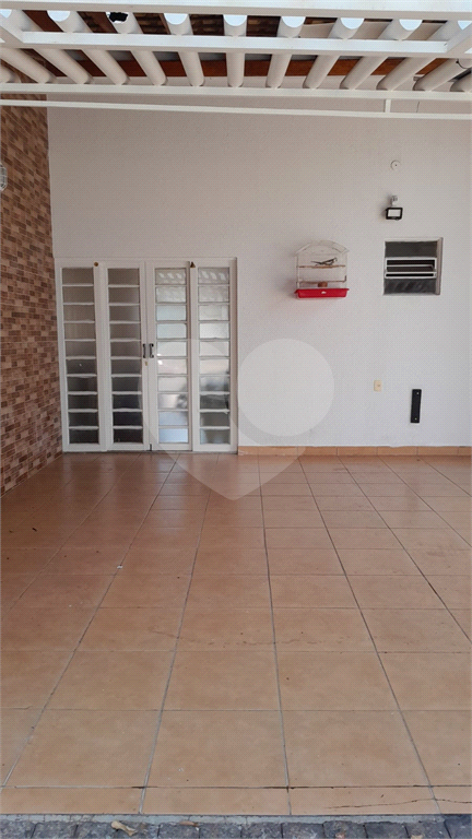 Casa à venda com 3 quartos, 266m² - Foto 7
