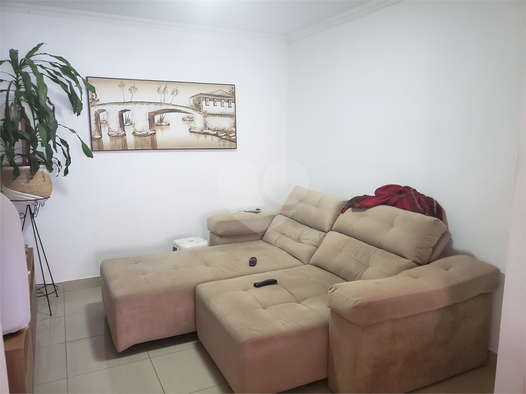 Casa à venda com 3 quartos, 266m² - Foto 2