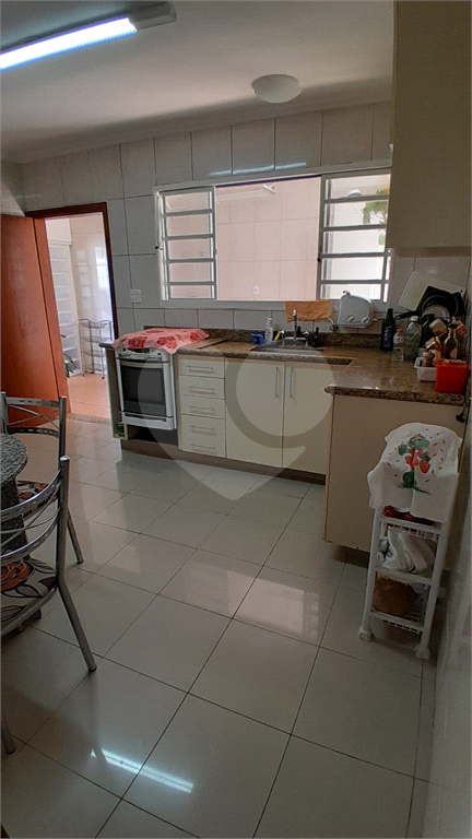 Casa à venda com 3 quartos, 266m² - Foto 28