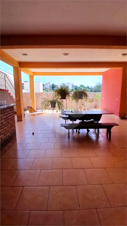 Casa à venda com 3 quartos, 266m² - Foto 11
