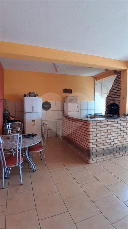Casa à venda com 3 quartos, 266m² - Foto 14
