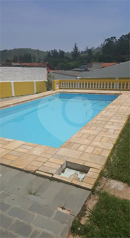 Casa à venda com 4 quartos, 500m² - Foto 3