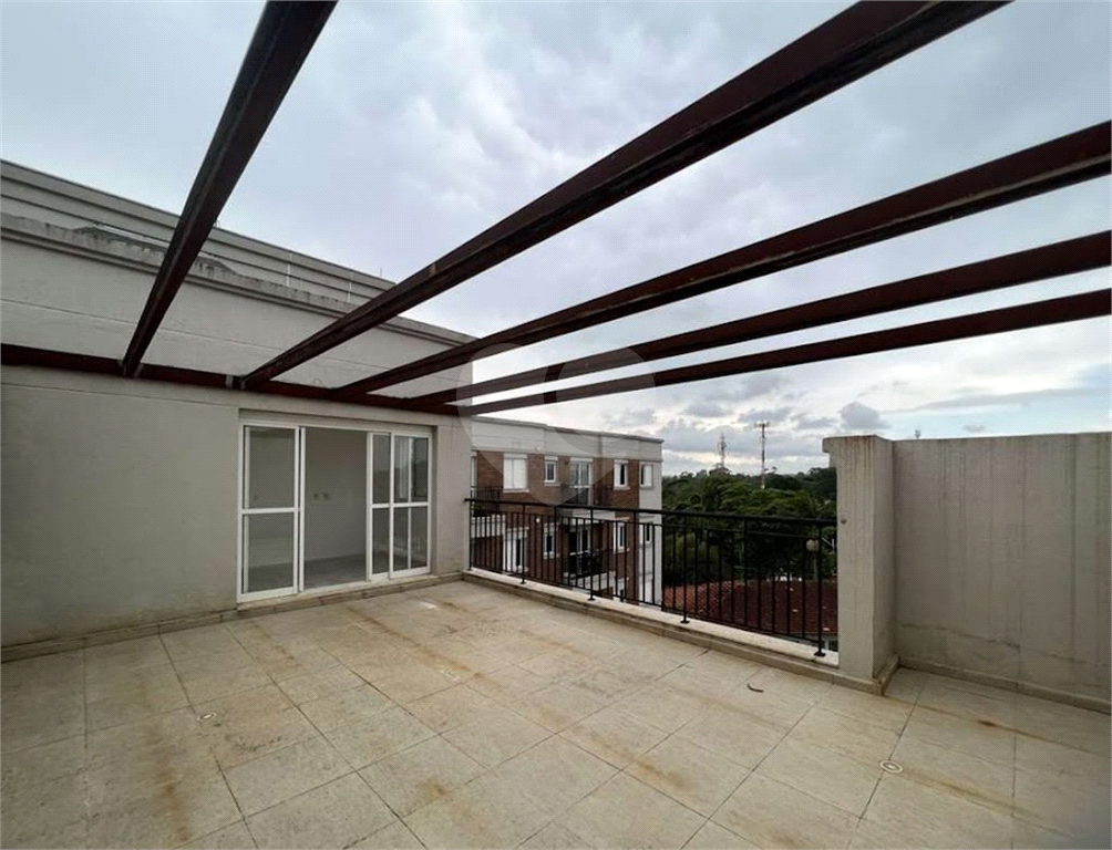 Apartamento no Address Granja Viana
